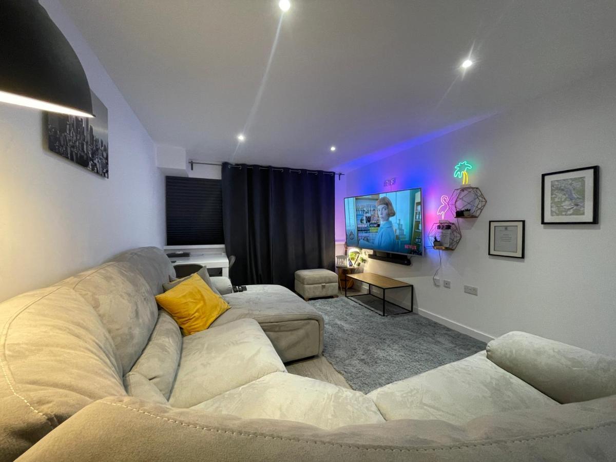 Smart Apartment Close To Watford Atria And Station Ngoại thất bức ảnh